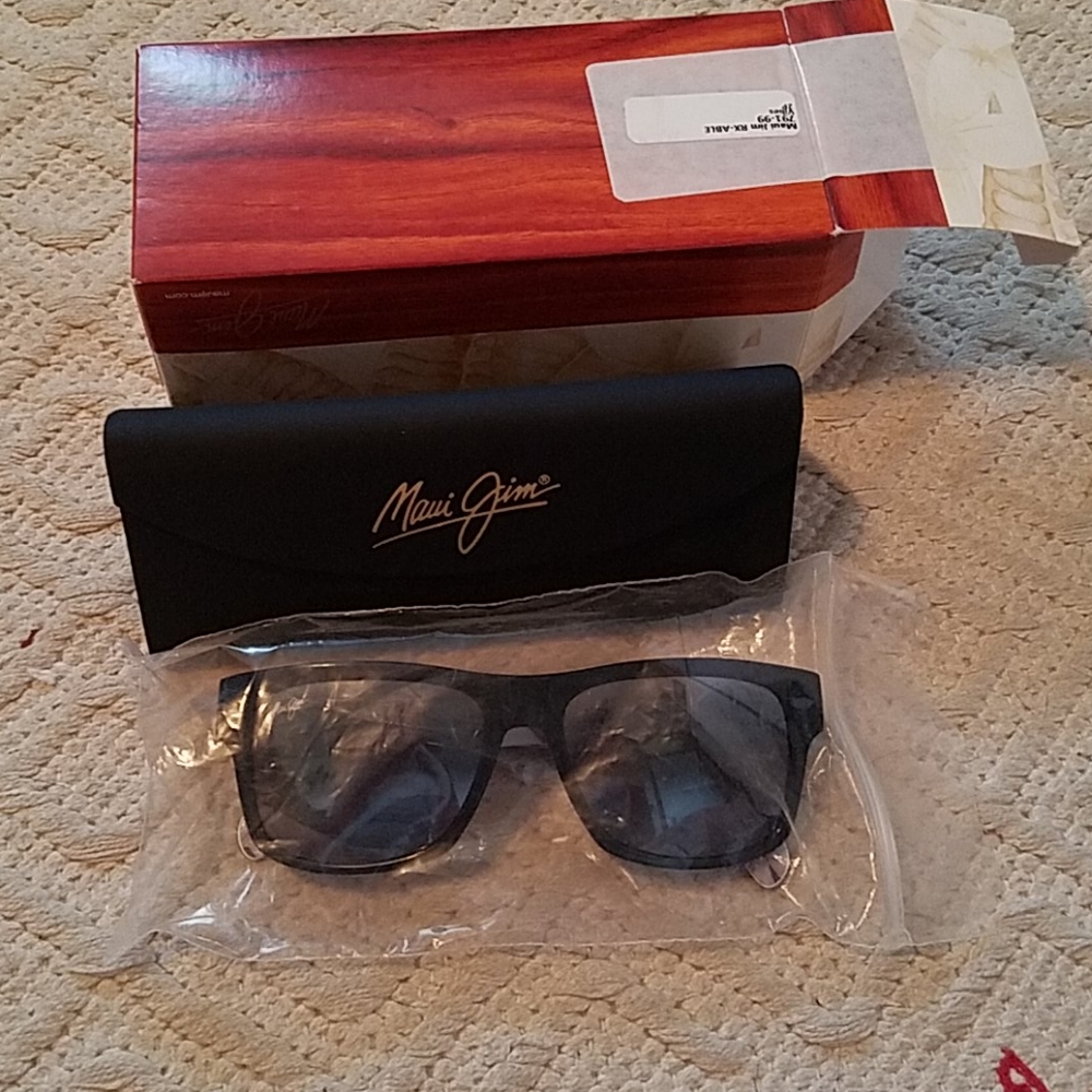 New Maui Jim Vibes sunglasses